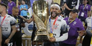 Memphis Depay comemora o título do Corinthians no Paulistão 2025 - Rodrigo Coca/Agência Corinthians