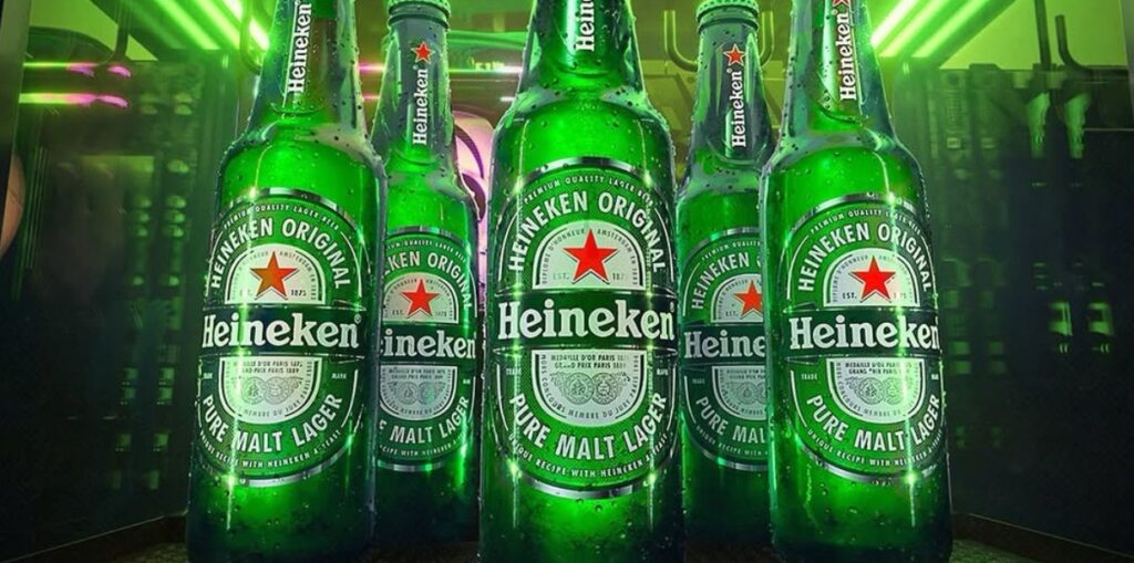 CEO da Heineken pede demissão, em meio a queda nas vendas e concorrência feroz da AB Inbev