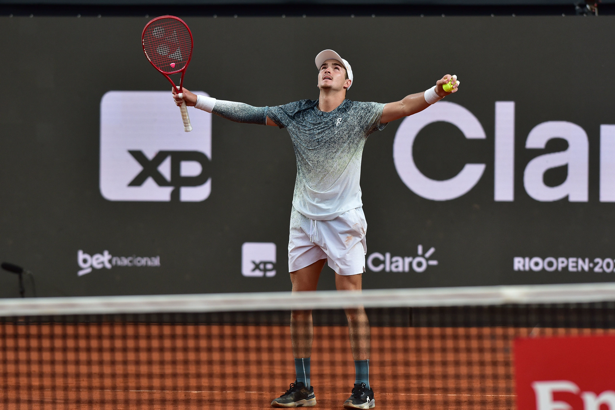 João Fonseca celebra conquista das duplas no Rio Open 2026 - Fotojump