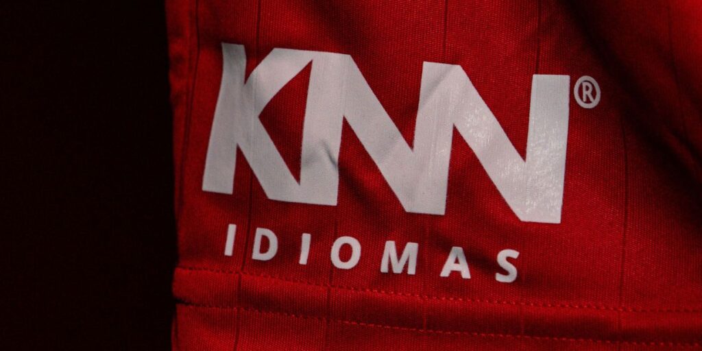 Internacional renova com KNN Idiomas até 2028 por R$ 3,3 milhões