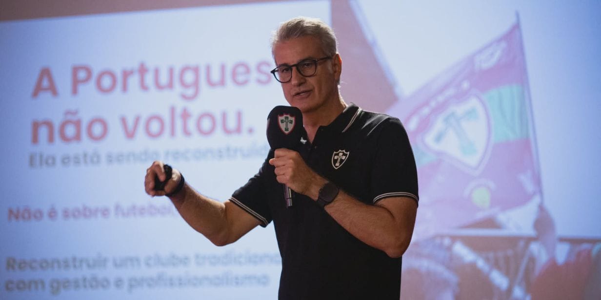 Alex Bourgeois, presidente da SAF da Portuguesa, durante apresentação - André Lucas/Portuguesa