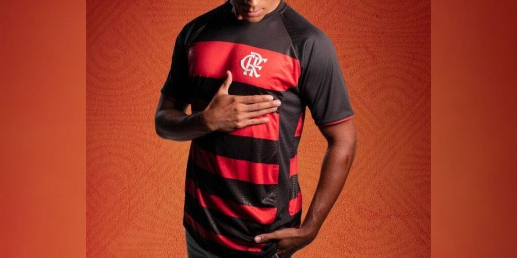 Flamengo lança camisa com preço acessível e cria concorrência com Adidas