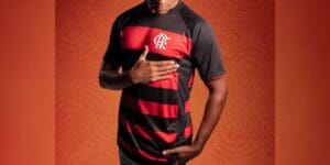 Camisa do Flamengo, lançada em parceria com a Shopee, custa menos de R$ 100 - Divulgação