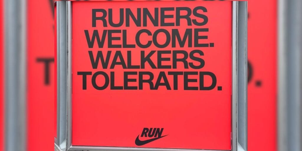 Nike retira placa de loja em Boston após polêmica com corredores, e concorrentes aproveitam deslize