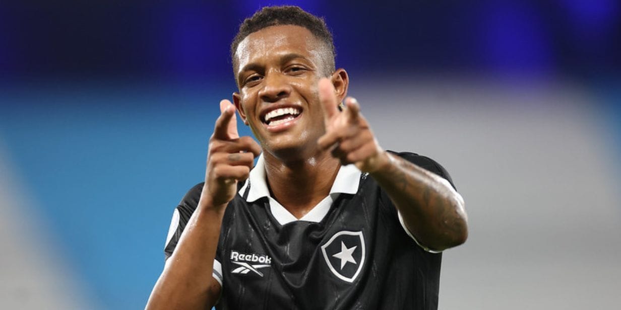 Danilo comemora o terceiro gol do Botafogo na vitória sobre o Racing, pela Copa Sul-Americana - Vítor Silva/Botafogo