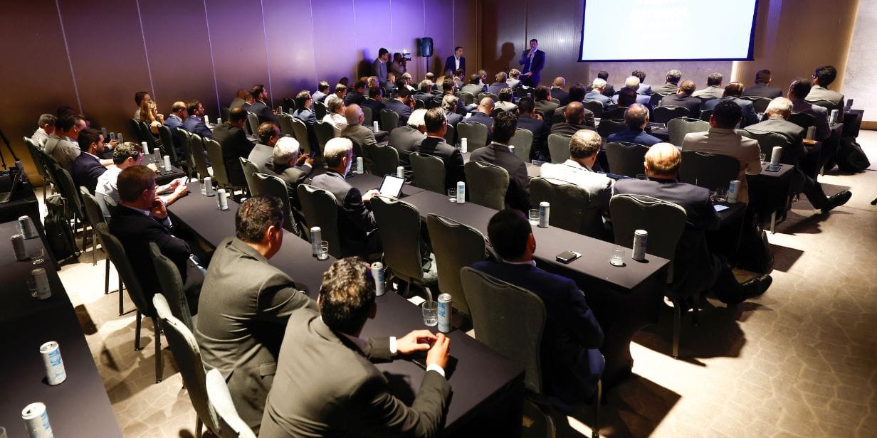 Encontro na CBF reúne clubes das Séries A e B - Rafael Ribeiro / CBF