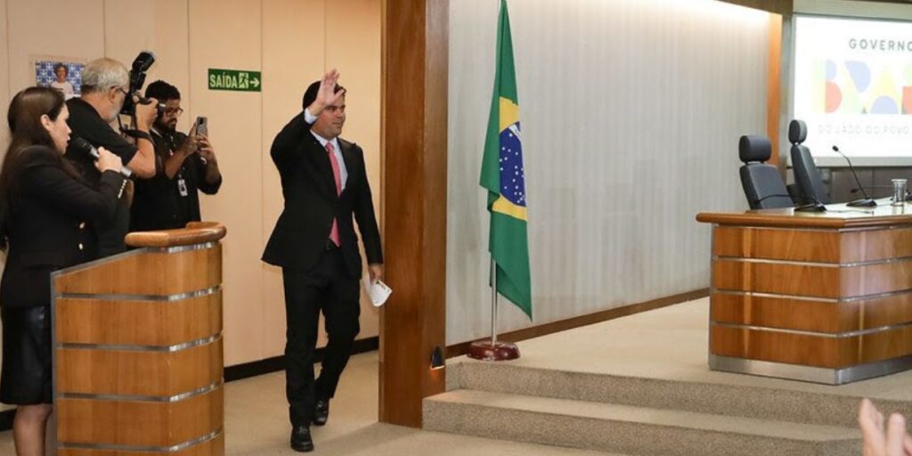 André Fufuca deixa o Ministério do Esporte para se candidatar ao Senado pelo Maranhão