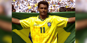 A evolução das camisas das seleções campeãs mundiais ao longo das Copas do Mundo: Brasil