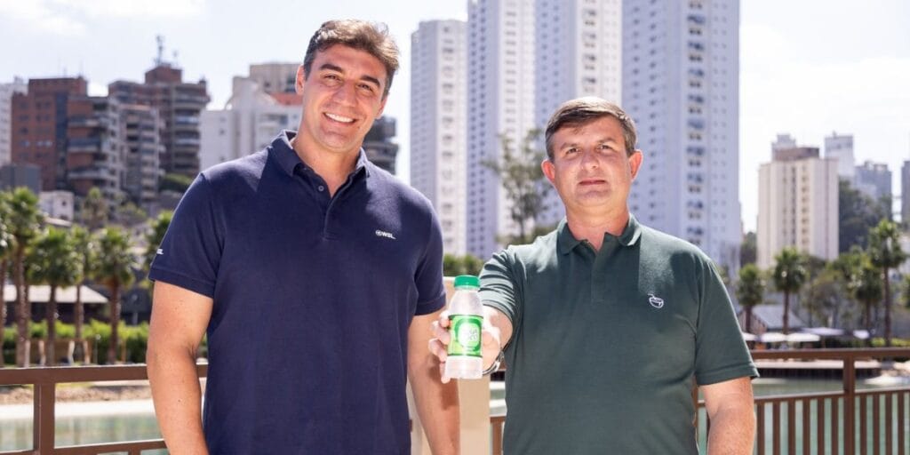 Aquacoco fecha acordo com WSL e reforça presença no surfe brasileiro na temporada 2026