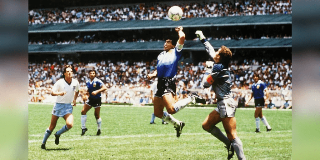 Individualização e refinamento tecnológico: A evolução comercial das chuteiras entre as Copas do Mundo de 1970 e 1986