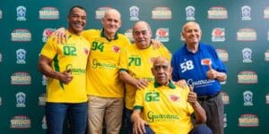 Cafu, Taffarel, Rivellino, Mengálvio e Pepe na ação do Guaraná Antarctica - Divulgação