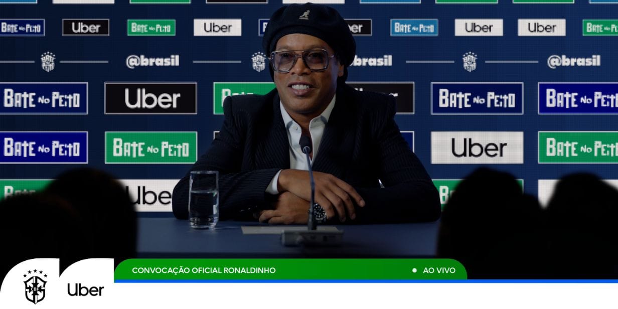 Ronaldinho Gaúcho estrela nova campanha da Uber - Divulgação