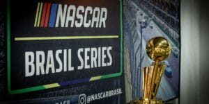 Troféu Larry O'Brien, da NBA, está em Interlagos para o final de semana - Nascar Brasil / Divulgação