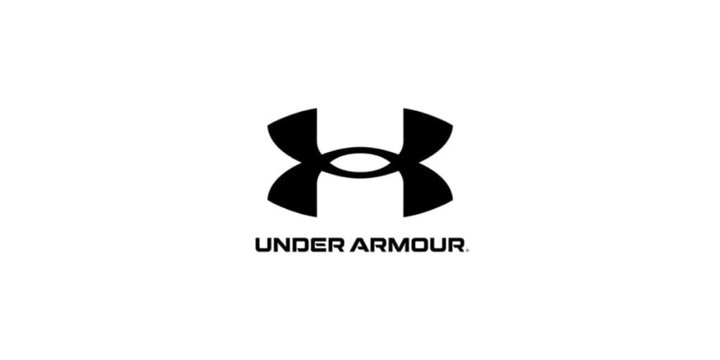 Under Armour tem receita 4% menor no ano fiscal de 2026 e prejuízo de US$ 496 milhões