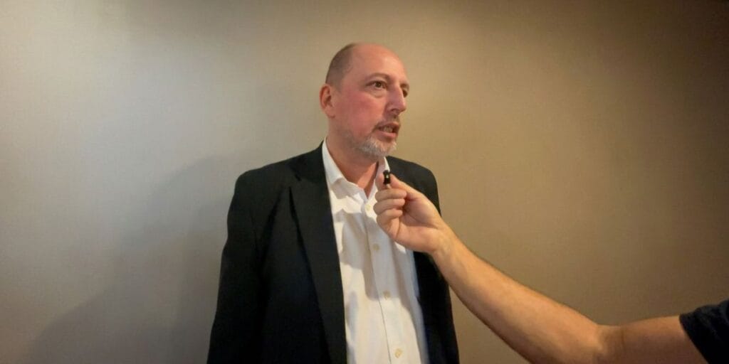 Presidente do FFU se aproxima da CBF e vê com otimismo evolução do debate sobre liga unificada