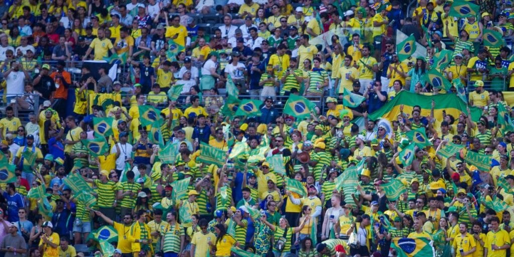 Copa do Mundo 2026 impulsiona consumo em vestuário, alimentação e entretenimento