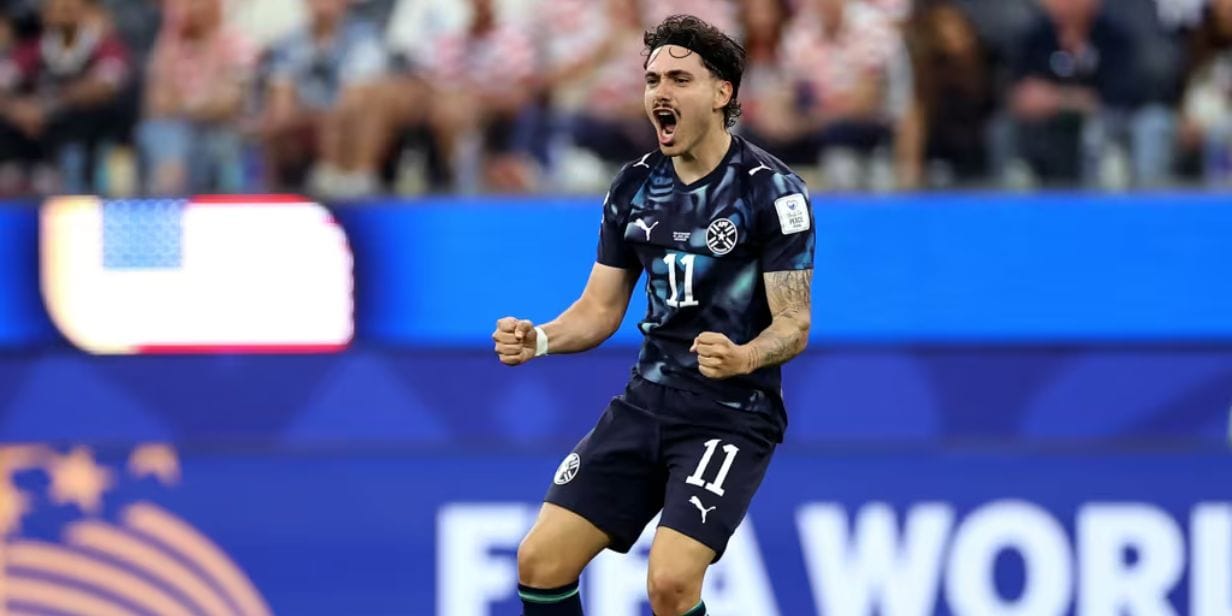 O brasileiro Maurício comemora gol do Paraguai contra os Estados Unidos - Fifa/Divulgação