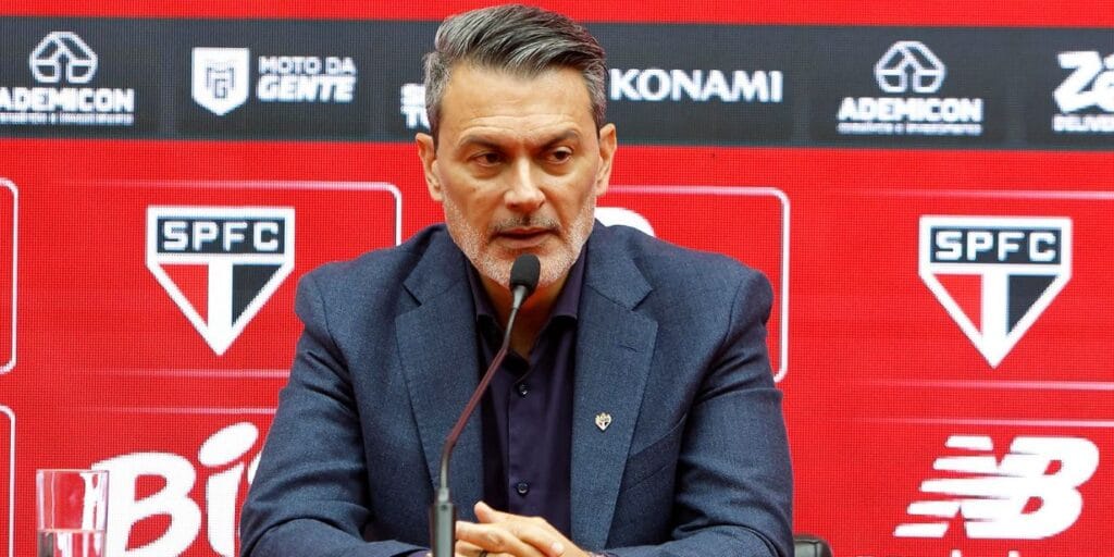 Remanescente da gestão Casares, Rui Costa deixa diretoria de futebol do São Paulo