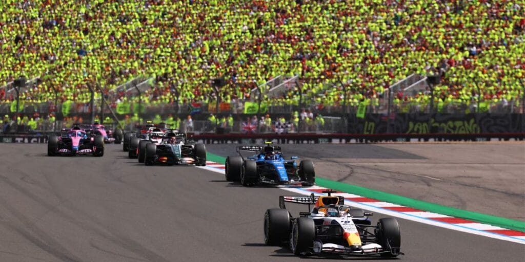 GP de Silverstone recebe 564 mil pessoas e quebra recorde de público da Fórmula 1