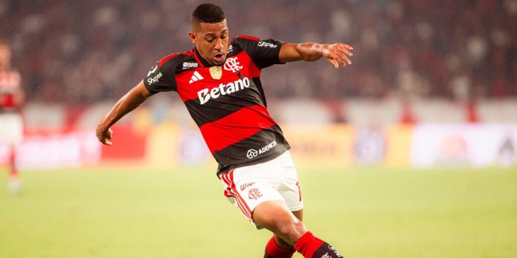 Conselho aprova, e Flamengo assinará com Lubrax para costas do uniforme
