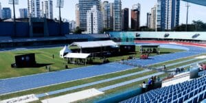 Estádio Ícaro de Castro Mello é entregue após renovação da pista de atletismo