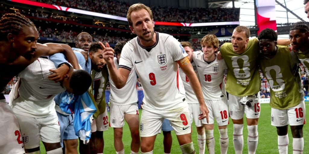 Fifa receberá R$ 2,27 milhões em multas por cartões nas oitavas da Copa, com Inglaterra à frente