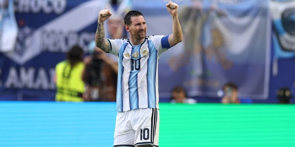 Copa do Mundo de 2026 impulsiona buscas por camisas de seleções no Mercado Livre