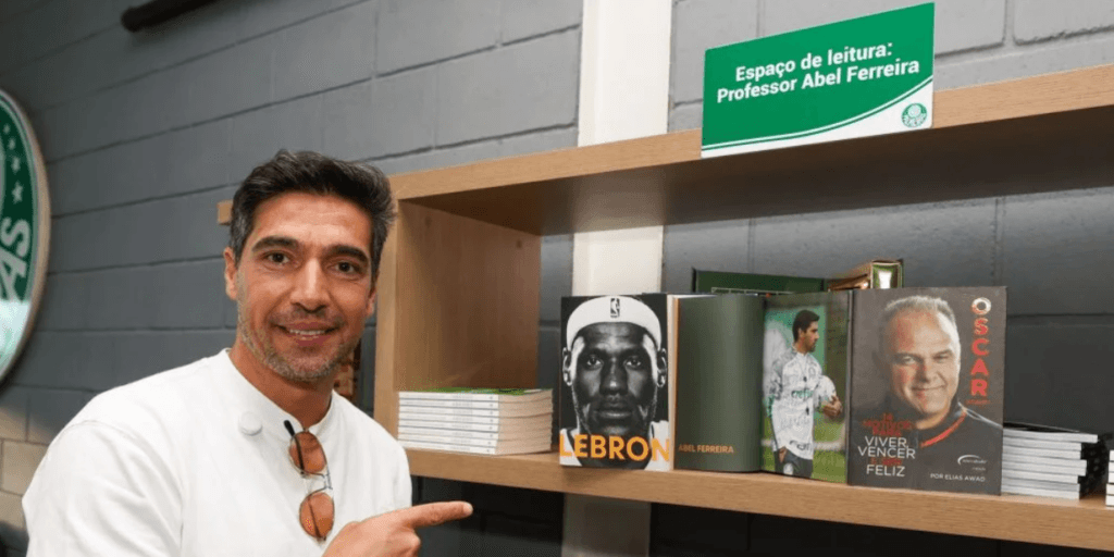 Palmeiras proíbe uso de celulares e cria espaço para leitura voltado para jovens da base
