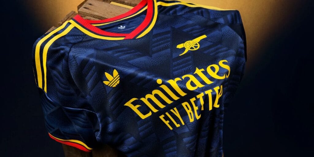 Adidas domina acordos de camisa na Premier League com oito equipes