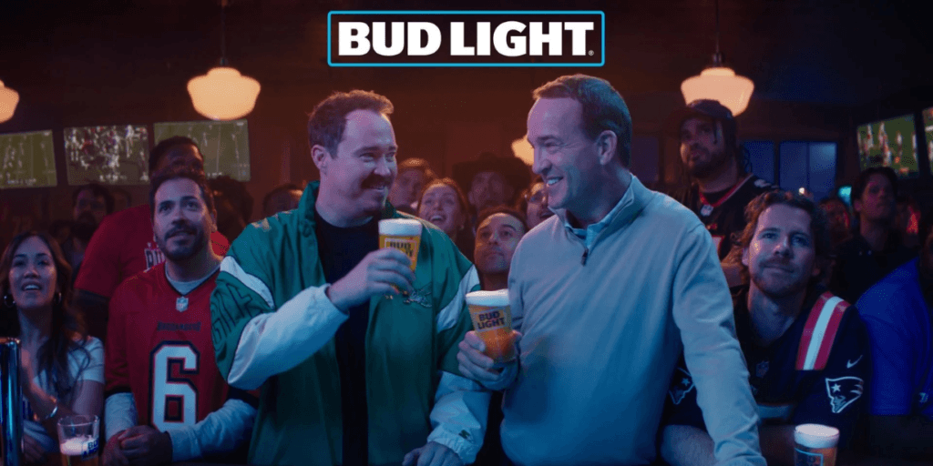 Bud Light lança campanha para reforçar parceria com a NFL, principal ativo de marketing esportivo da marca