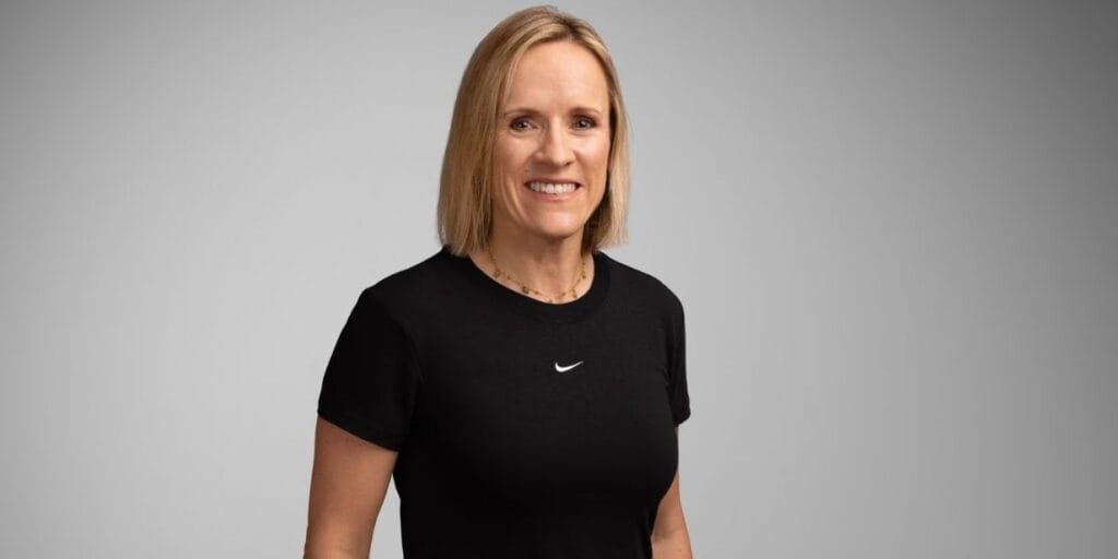 Nike anuncia ex-executiva do Walmart como nova vice-presidente e diretora comercial