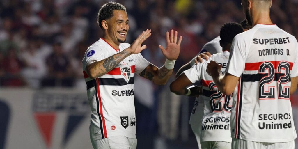 SBT bate 6,78 pontos de audiência com classificação do São Paulo na Sul-Americana 2026