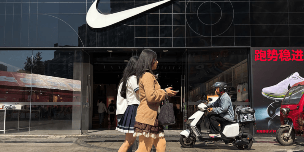 O que a saída da Nike do S&P 100 revela sobre a nova disputa no mercado esportivo