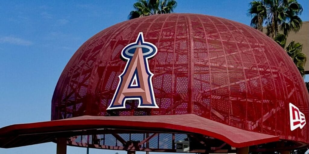 Stan Kroenke compra Los Angeles Angels por US$ 4 bilhões e consolida recorde de vendas nos EUA