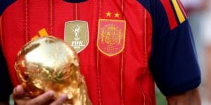 Patches ganham peso comercial e ampliam valor das camisas de futebol