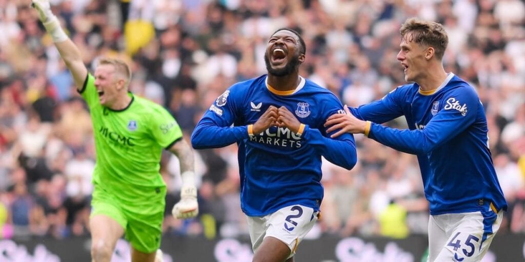Metade dos clubes da Premier League 2026/2027 é patrocinada por bets ilegais no Reino Unido