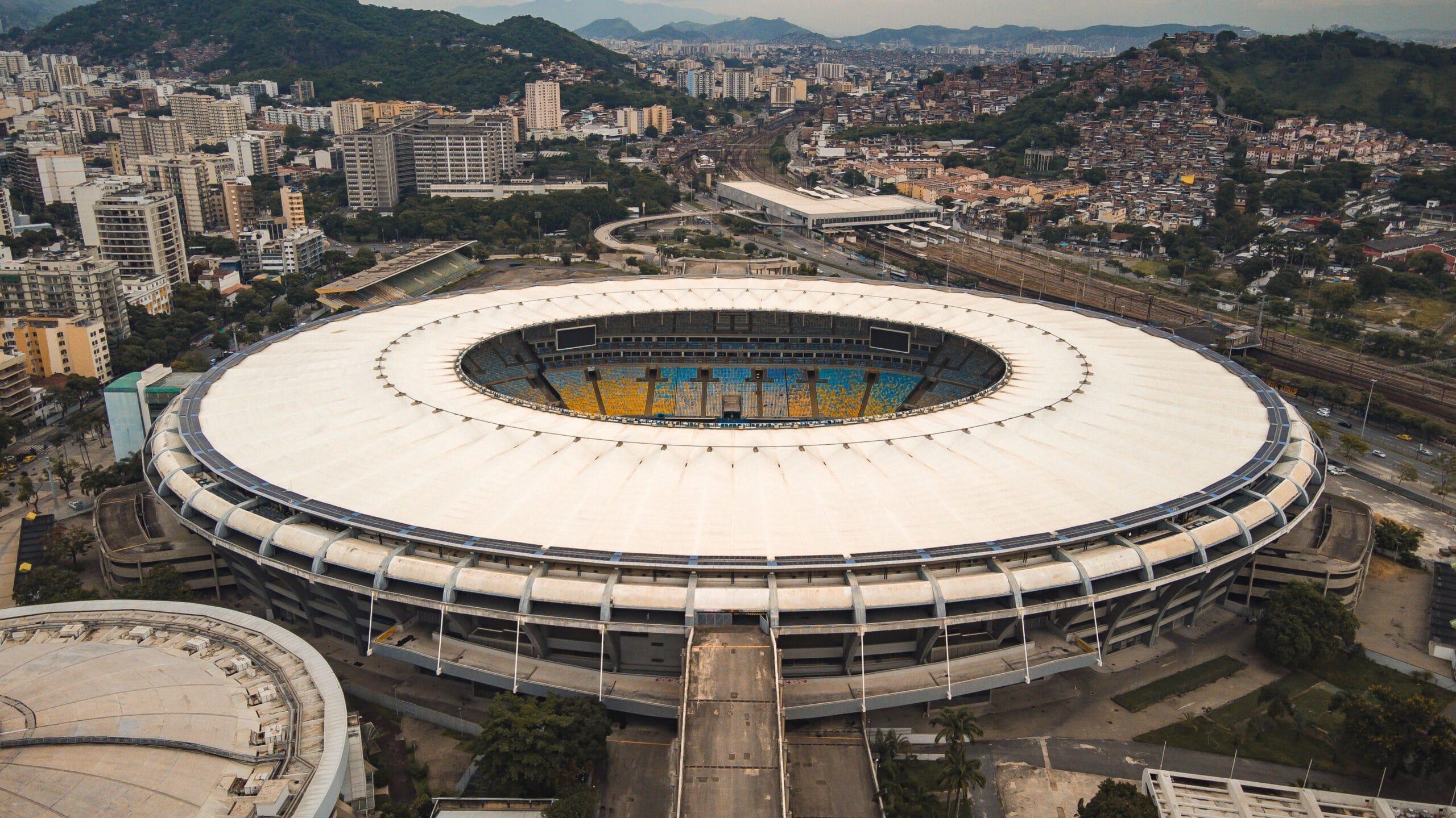 Santos entrou em campo contra o Vasco com a Novibet no patrocínio máster - Divulgação