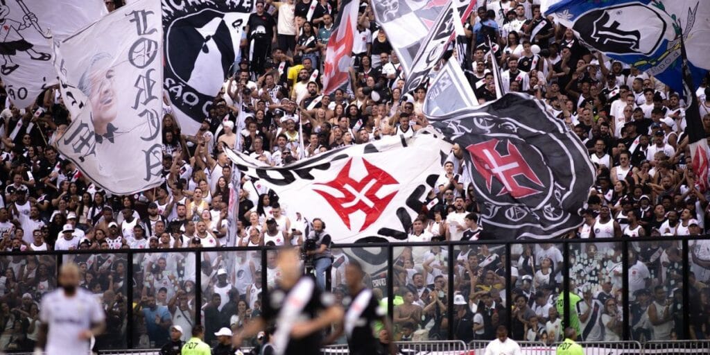 Absolut Sport fecha com Vasco e amplia atuação em viagens e experiências no futebol brasileiro
