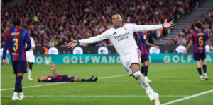 Mbappé comemora gol do Real Madrid na vitória sobre o Barcelona - Real Madrid/Divulgação